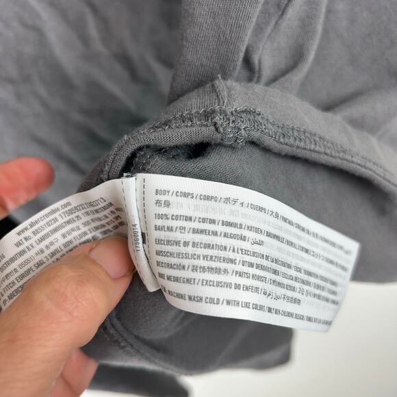 Abercrombie & Fitch Soft AF Tee Mens Size XL Gray Short Sleeve - Picture 7 of 7